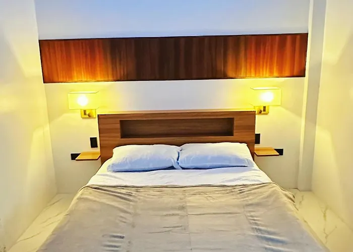 The Paseafic Apartelle * Pooc